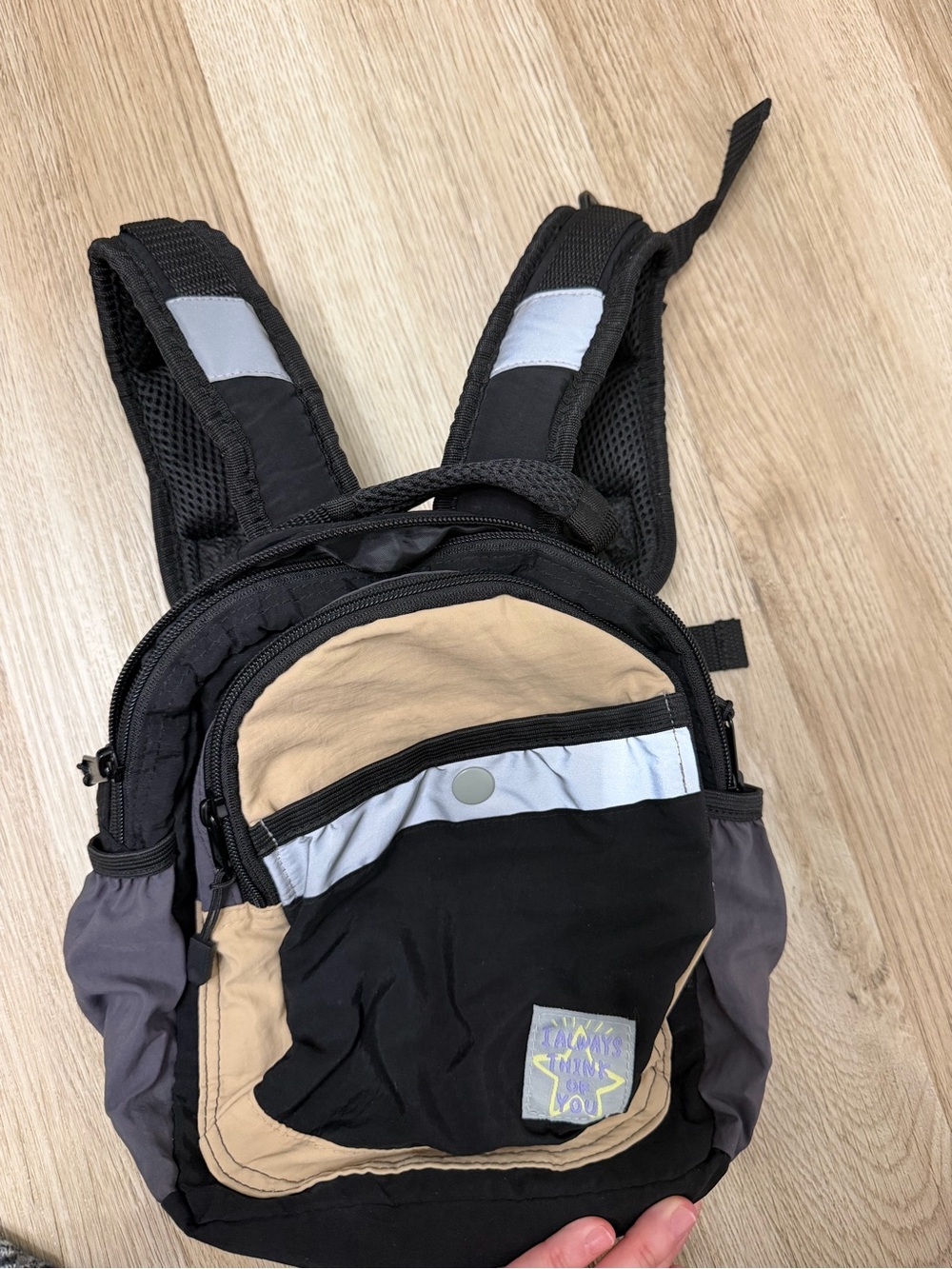 Breeze kid’s Black and Tan Compact Backpack